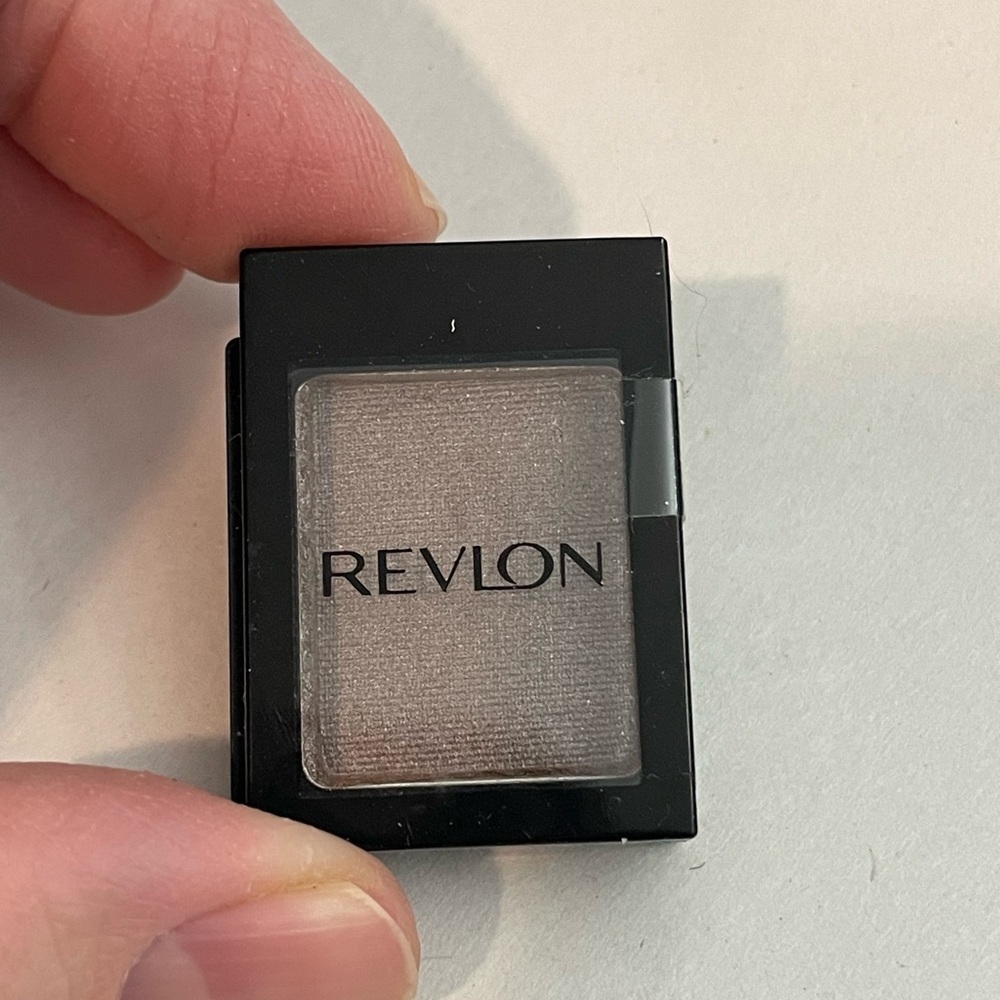Revlon Colorstay Shadowlinks #060 Taupe‎ Satin Eyeshadow SINGLE